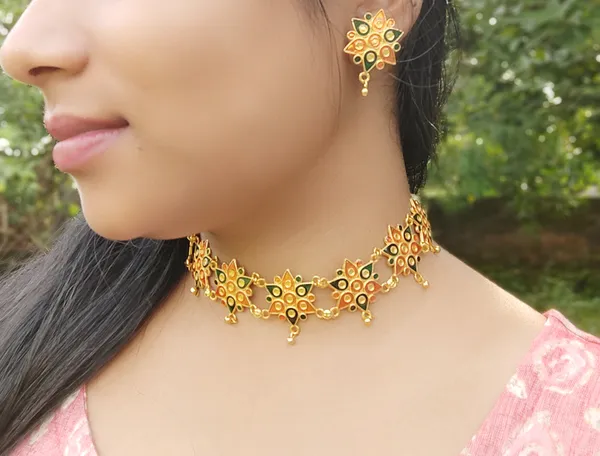 Assamese_Traditional_Pati_Design_Red-Green_Colour_Golpata_Jewellery_Set_For_Women