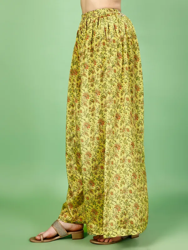 Chinon_Green_Floral_Printed_Nayra_Cut_Kurti_Gharara_Set_with_Tebi_Silk_Dupatta