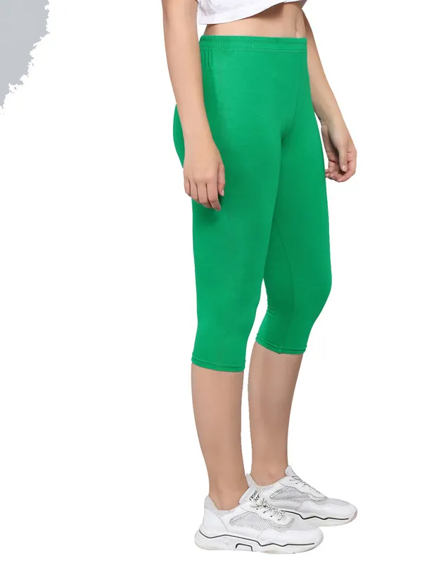 Dark_Green_Capri__Comfortable,_Stylish_And_Trendy_Casual_Wear