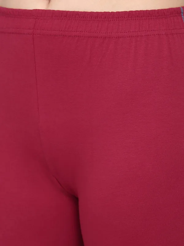 Maroon_Capri__Comfortable,_Stylish_And_Trendy_Casual_Wear