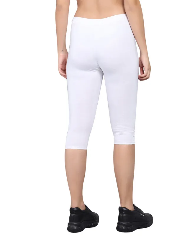 White_Capri__Comfortable,_Stylish_And_Trendy_Casual_Wear