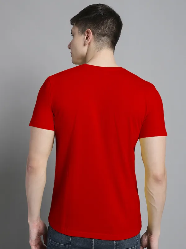 Red_Cotton_Round_Neck_Short_Sleeves_T-Shirt_For_Men