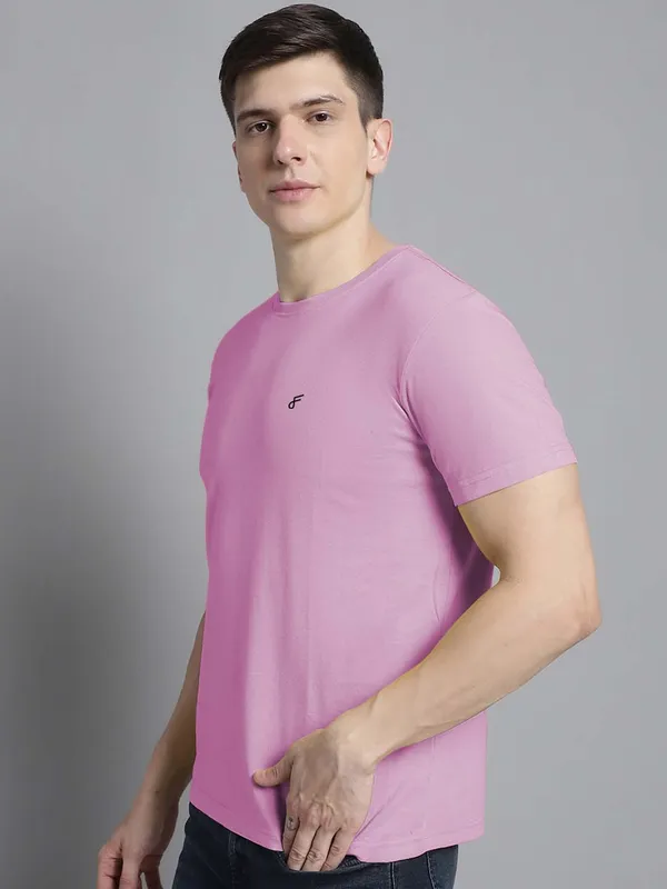 Purple_Cotton_Round_Neck_Short_Sleeves_T-Shirt_For_Men