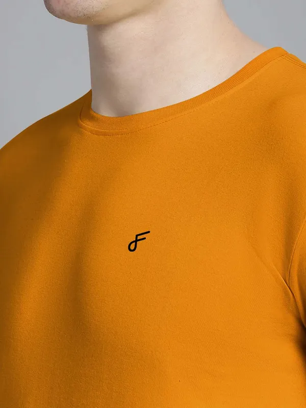 Grey_Cotton_Round_Neck_Short_Sleeves_T-Shirt_For_Men