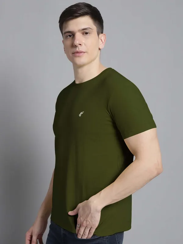 Olive_Green_Cotton_Round_Neck_Short_Sleeves_T-Shirt_For_Men