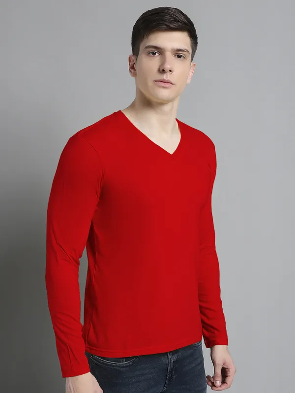 Red_Cotton_V-Neck_Long_Sleeves_T-Shirt_For_Men
