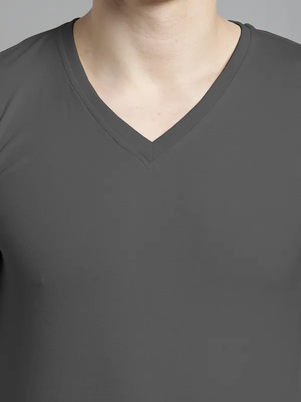 Grey_Cotton_V-Neck_Long_Sleeves_T-Shirt_For_Men