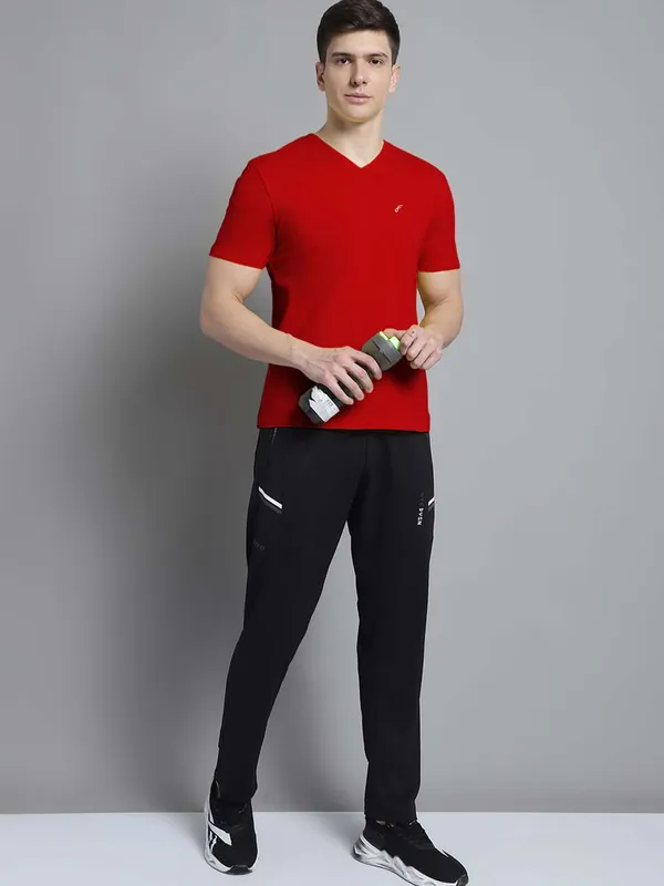 Red_Cotton_V-Neck_Short_Sleeves_T-Shirt_For_Men