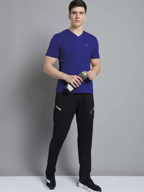 Blue_Cotton_V-Neck_Short_Sleeves_T-Shirt_For_Men