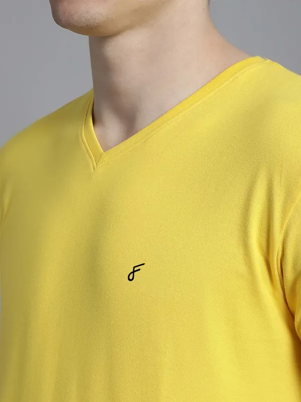 Yellow_Cotton_V-Neck_Short_Sleeves_T-Shirt_For_Men
