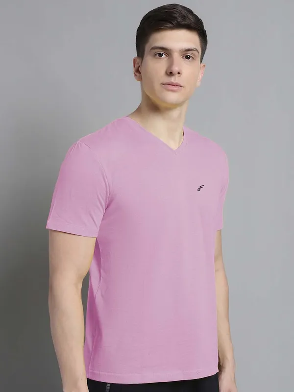 Purple_Cotton_V-Neck_Short_Sleeves_T-Shirt_For_Men