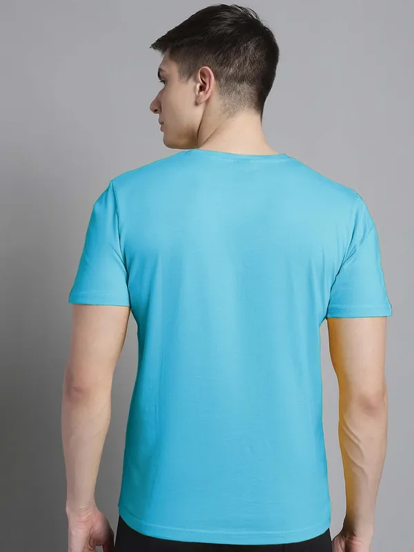 Turquoise_Blue_Cotton_V-Neck_Short_Sleeves_T-Shirt_For_Men