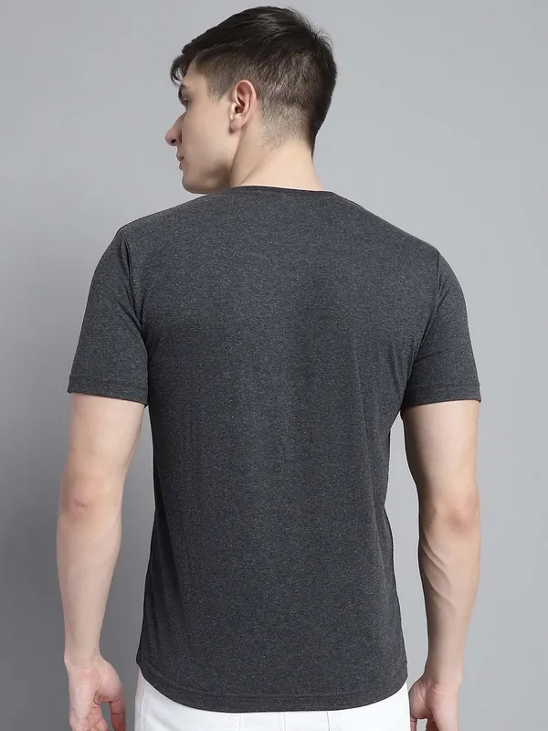 Grey_Cotton_V-Neck_Short_Sleeves_T-Shirt_For_Men