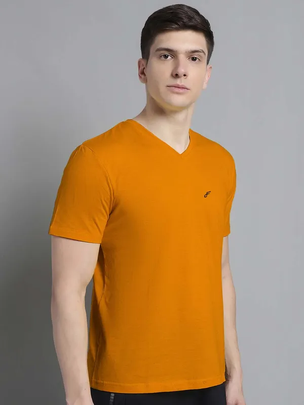 Mustard_Cotton_V-Neck_Short_Sleeves_T-Shirt_For_Men