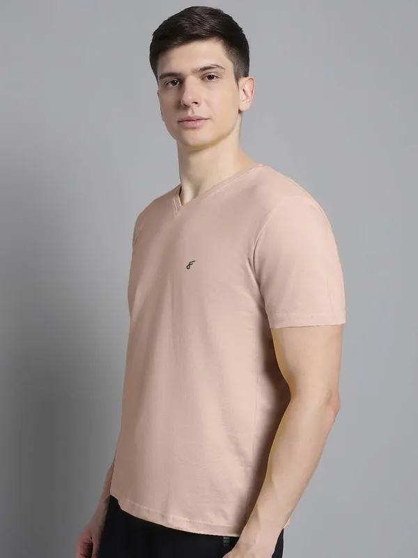 Coral_Cotton_V-Neck_Short_Sleeves_T-Shirt_For_Men