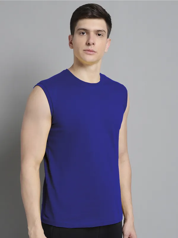 Blue_Cotton_Round_Neck_Sleeveless_T-Shirt_For_Men