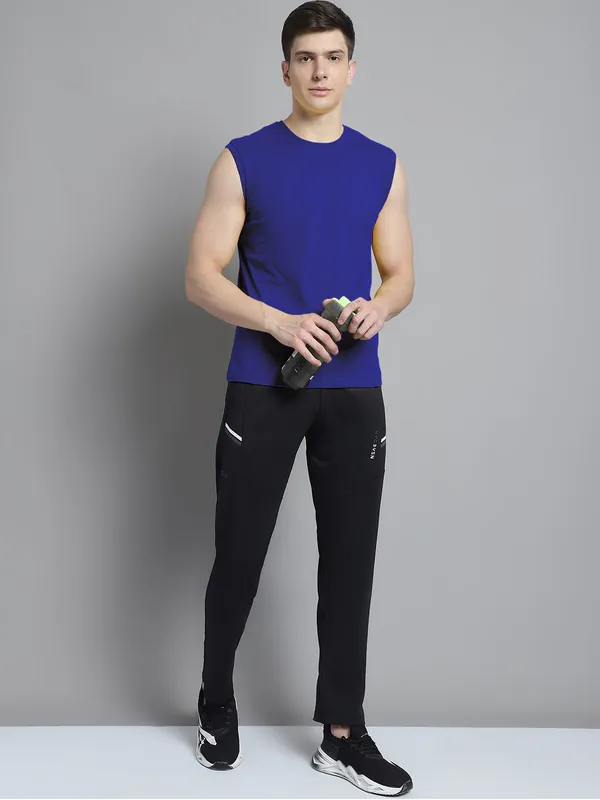 Blue_Cotton_Round_Neck_Sleeveless_T-Shirt_For_Men