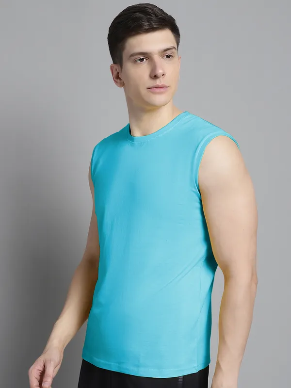 Turquoise_Blue_Cotton_Round_Neck_Sleeveless_T-Shirt_For_Men