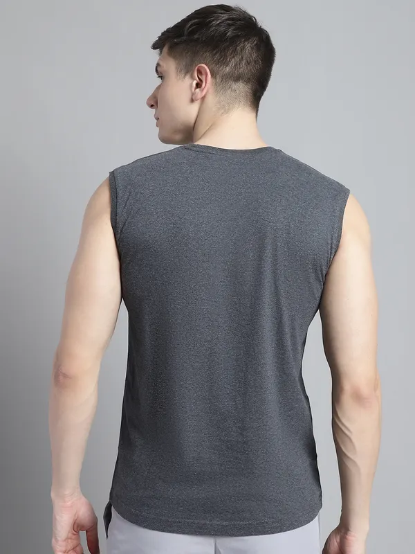 Grey_Cotton_Round_Neck_Sleeveless_T-Shirt_For_Men