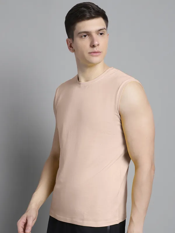 Coral_Cotton_Round_Neck_Sleeveless_T-Shirt_For_Men