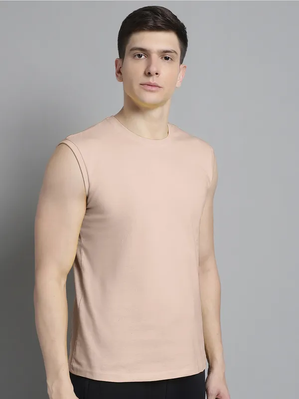 Coral_Cotton_Round_Neck_Sleeveless_T-Shirt_For_Men