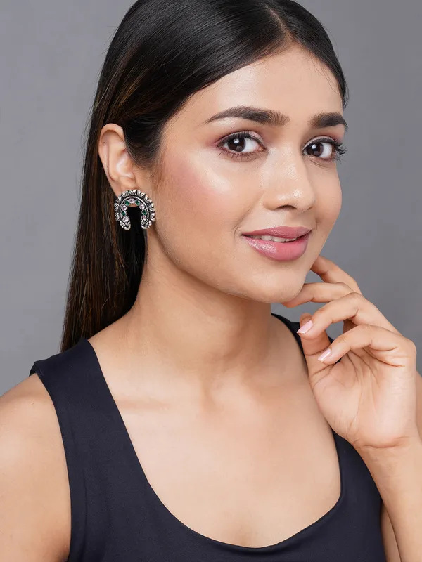 german_silver_half_moon_shap_studs