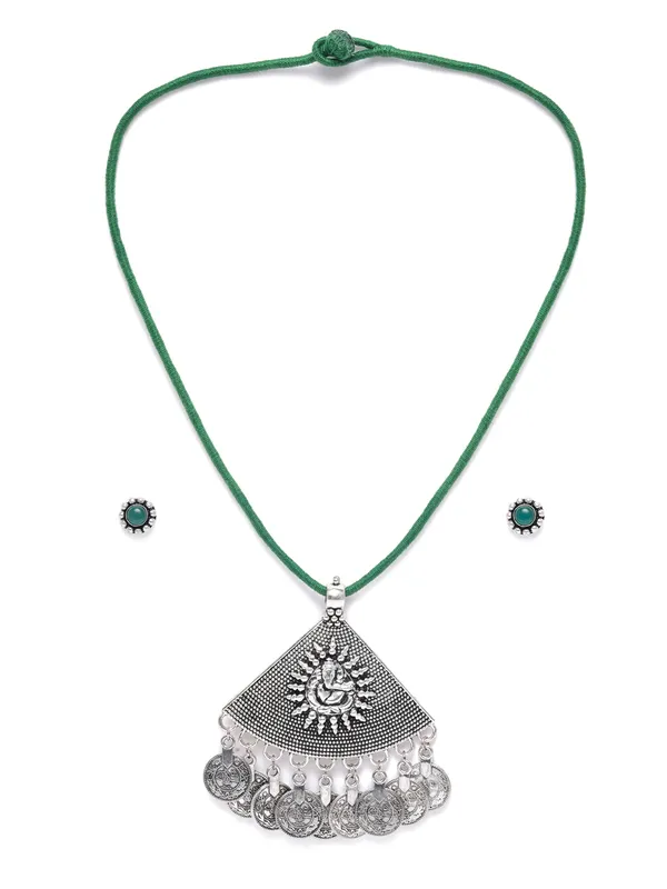 Silver_Plated_And_Green_Wardrobe_Triangle_Ganpati_Antique_Jewllery_Set
