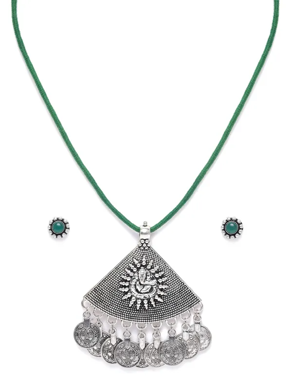 Silver_Plated_And_Green_Wardrobe_Triangle_Ganpati_Antique_Jewllery_Set