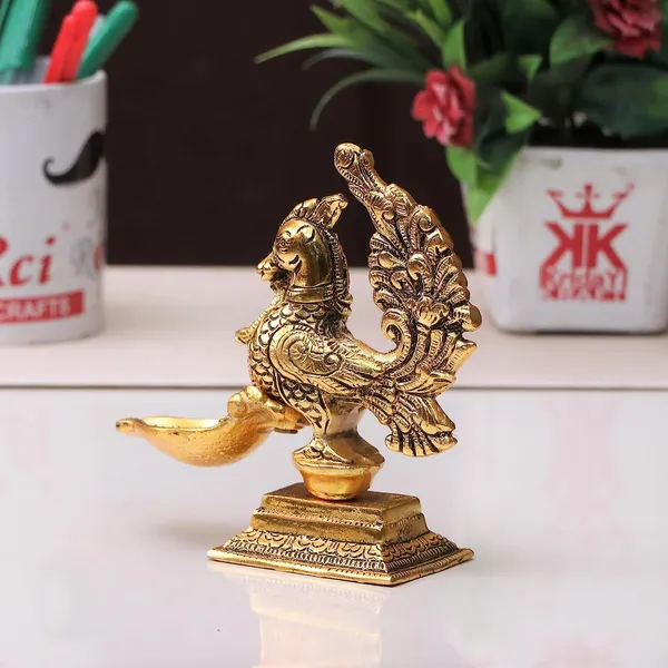 Annapakshi_deepam_Peacock_Diya_Design_Handmade_Curved_Oil_Lamp_Antique_Lipakshi_Diya_for_Home_Decor_Temple_Puja_Office_Counter_Diwali_Decoration_Festival_Gift_(Light)