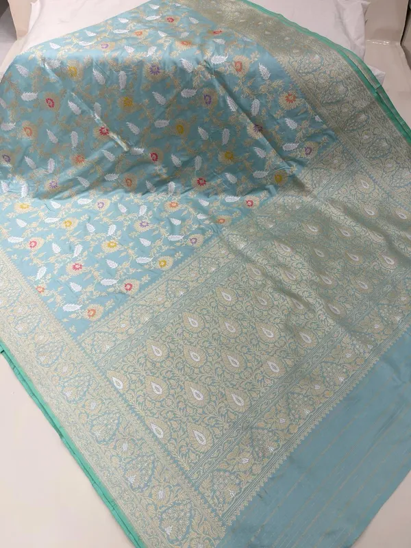 Humairah_Pure_Handloom_Seagreen_Katan_Silk_Kadhwa_Floral_Minakari_Jangla_Zari_Jaal_with__Gold_Kadhwa_Silver_Meenakari_Border_&_Pallu_and_Sea_Green_Blouse