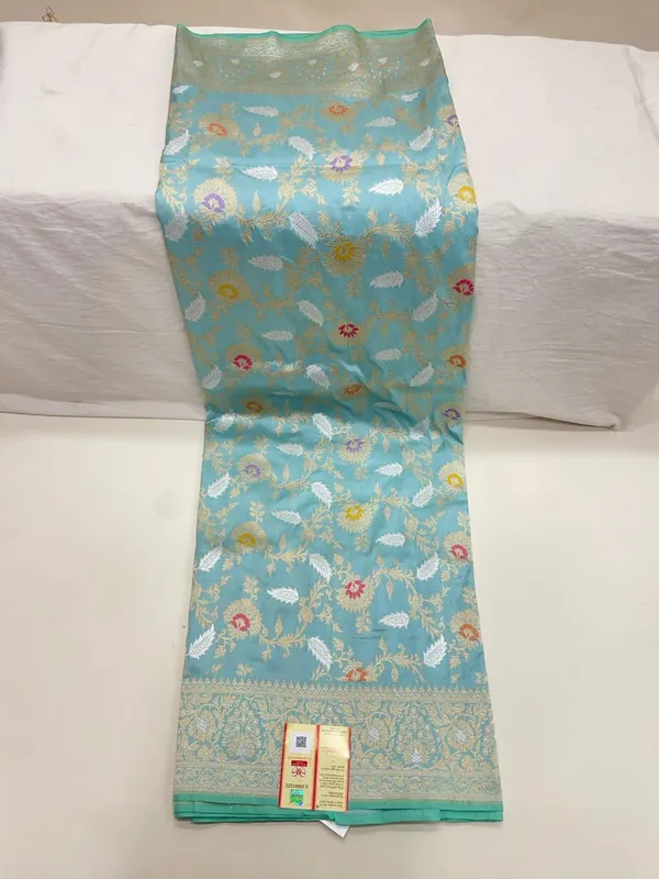 Humairah_Pure_Handloom_Seagreen_Katan_Silk_Kadhwa_Floral_Minakari_Jangla_Zari_Jaal_with__Gold_Kadhwa_Silver_Meenakari_Border_&_Pallu_and_Sea_Green_Blouse