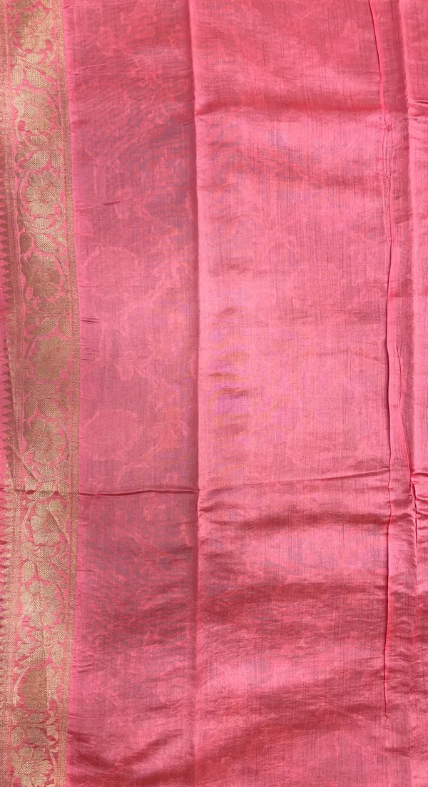 Humairah_Pure_Handloom_Light_Green_Chiniya_Silk_Floral_Silver_Zari_Tilfi_Jaal_with_Contrast_Baby_Pink_Zari_Border_and_Baby_Pink_Blouse