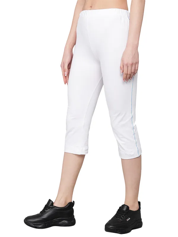 White_Lower_Capri__Comfortable,_Stylish_And_Trendy_Casual_Wear