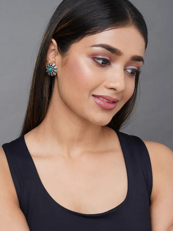 german_silver_flower_terquish_stud