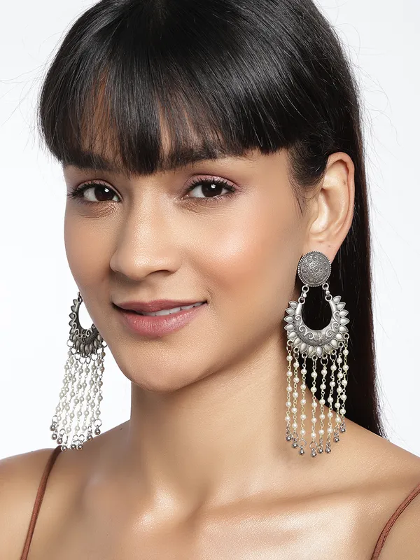 Silver-Toned_Contemporary_Drop_Earrings