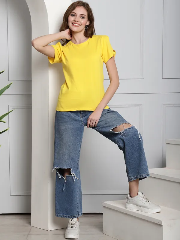 Yellow_Cotton_Round_Neck_Short_Sleeves_Solid_Casual_T-Shirt_For_Women
