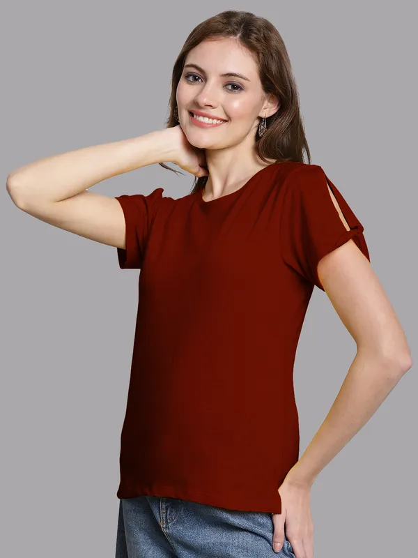Maroon_Cotton_Round_Neck_Short_Sleeves_Solid_Casual_T-Shirt_For_Women