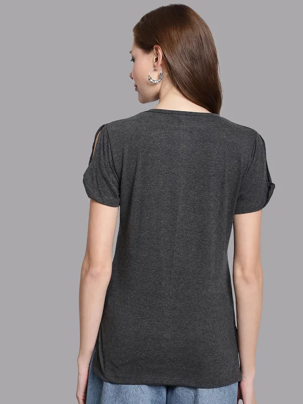 Grey_Cotton_Round_Neck_Short_Sleeves_Solid_Casual_T-Shirt_For_Women