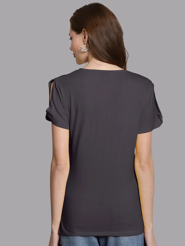 Grey_Cotton_Round_Neck_Short_Sleeves_Solid_Casual_T-Shirt_For_Women
