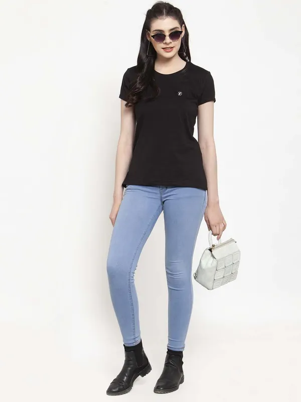 Black_Cotton_Round_Neck_Short_Sleeves_Solid_Casual_T-Shirt_For_Women