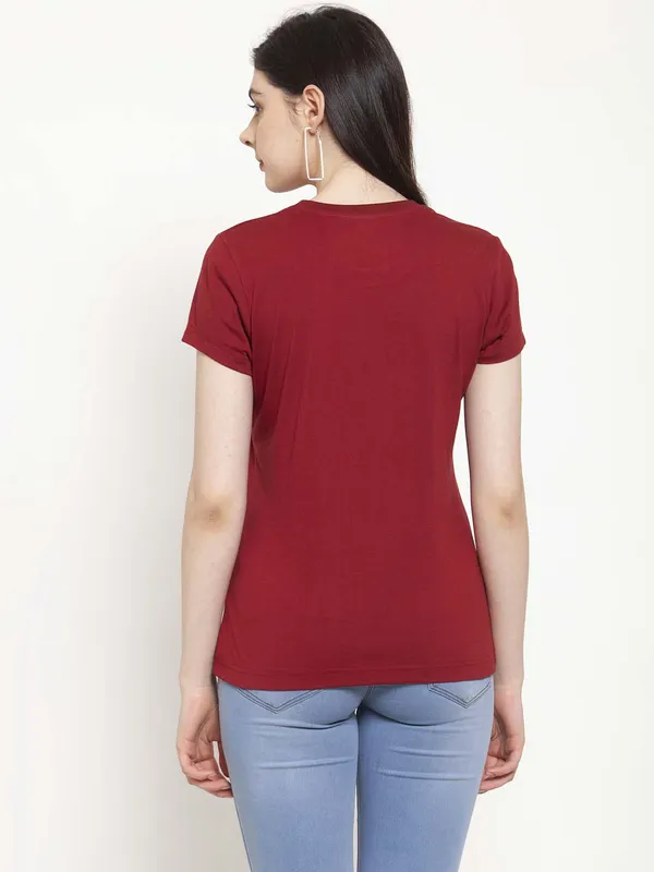 Maroon_Cotton_Round_Neck_Short_Sleeves_Solid_Casual_T-Shirt_For_Women