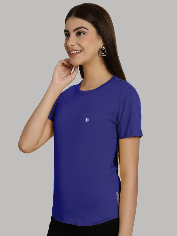 Blue_Cotton_Round_Neck_Short_Sleeves_Solid_Casual_T-Shirt_For_Women