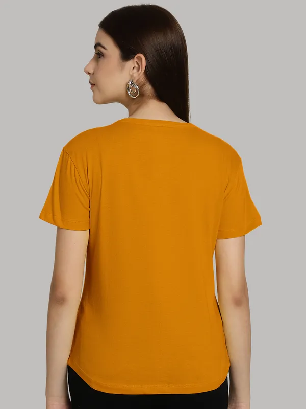 Mustard_Cotton_Round_Neck_Short_Sleeves_Solid_Casual_T-Shirt_For_Women