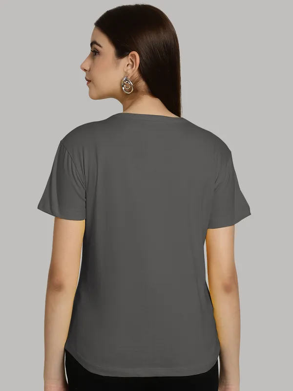 Grey_Cotton_Round_Neck_Short_Sleeves_Solid_Casual_T-Shirt_For_Women