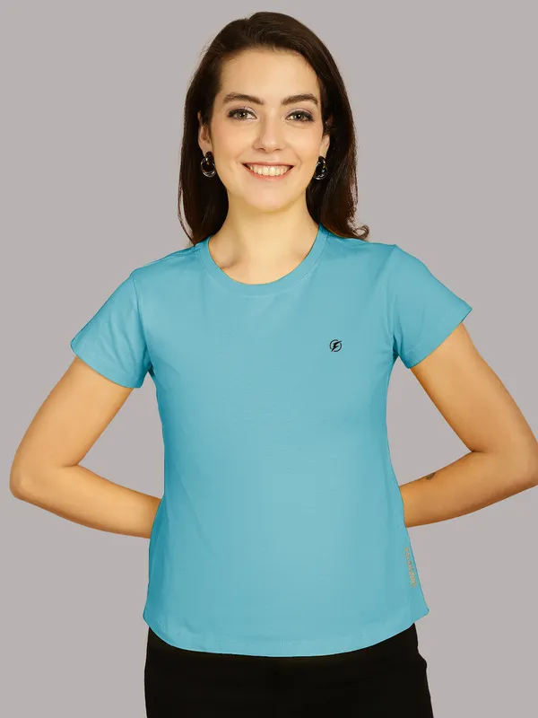 Turquoise_Blue_Cotton_Round_Neck_Short_Sleeves_Solid_Casual_T-Shirt_For_Women