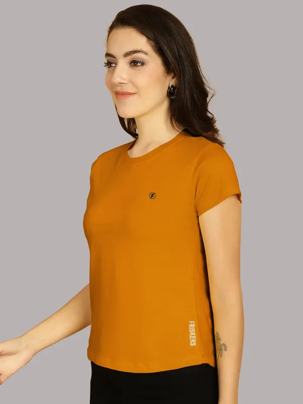 Mustard_Cotton_Round_Neck_Short_Sleeves_Solid_Casual_T-Shirt_For_Women