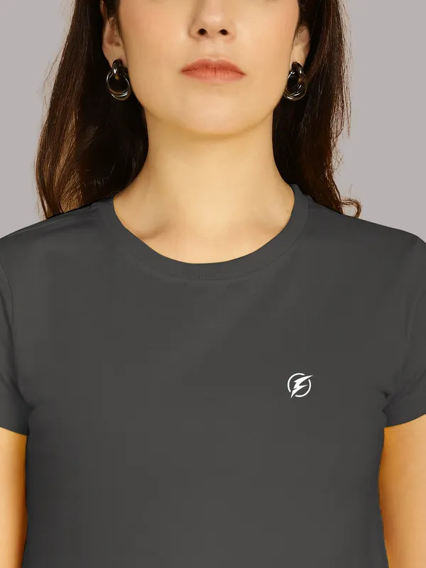 Grey_Cotton_Round_Neck_Short_Sleeves_Solid_Casual_T-Shirt_For_Women