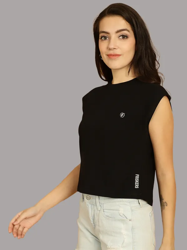 Black_Cotton_Round_Neck_Extended_Sleeves_Solid_Casual_T-Shirt_For_Women