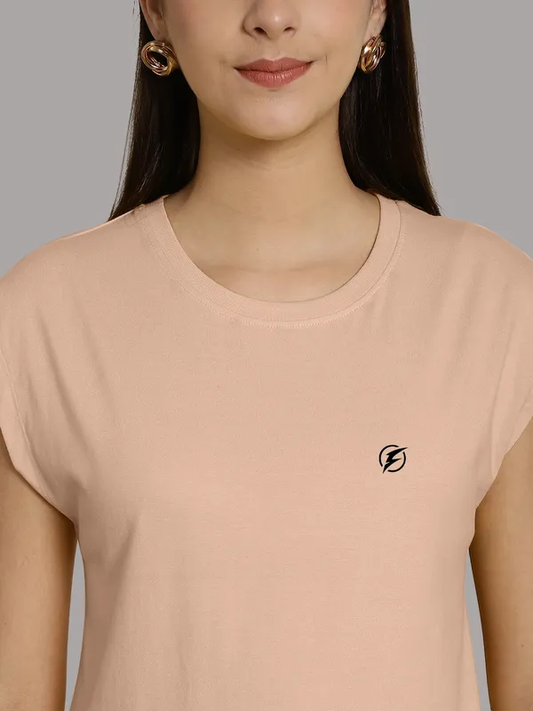 Coral_Cotton_Round_Neck_Extended_Sleeves_Solid_Casual_T-Shirt_For_Women