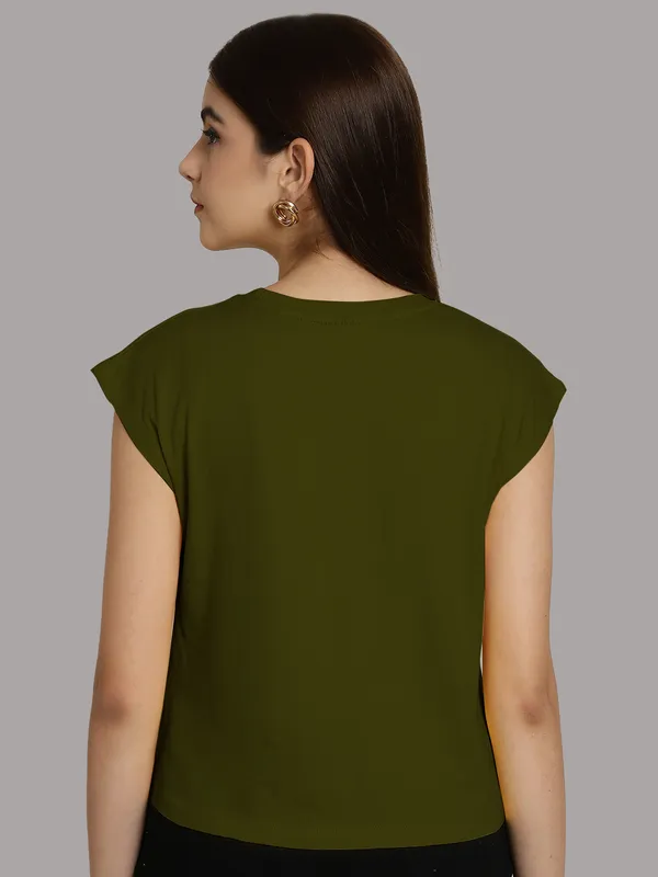 Olive_Green_Cotton_Round_Neck_Extended_Sleeves_Solid_Casual_T-Shirt_For_Women